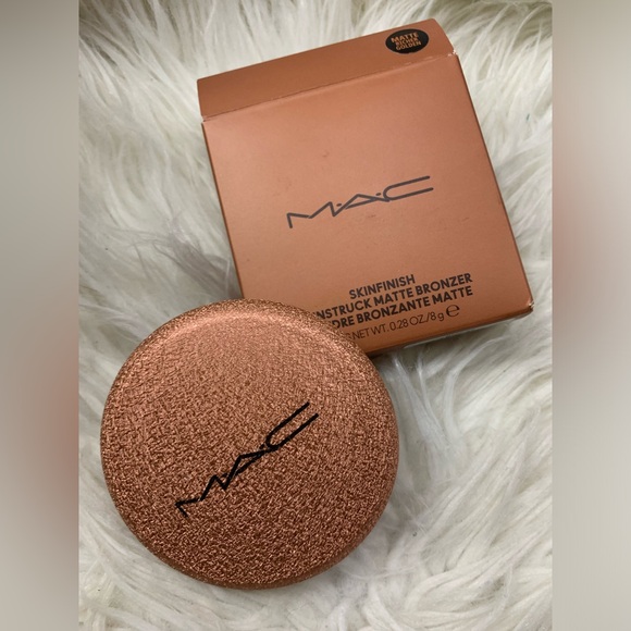 MAC Matte Bronzer - Picture 3 of 5